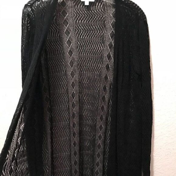 NWOT. Joseph A Black knitted cardigan - Picture 6 of 8